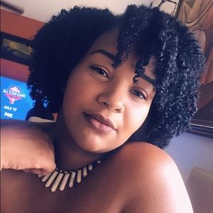 Meet your Posher, Tara